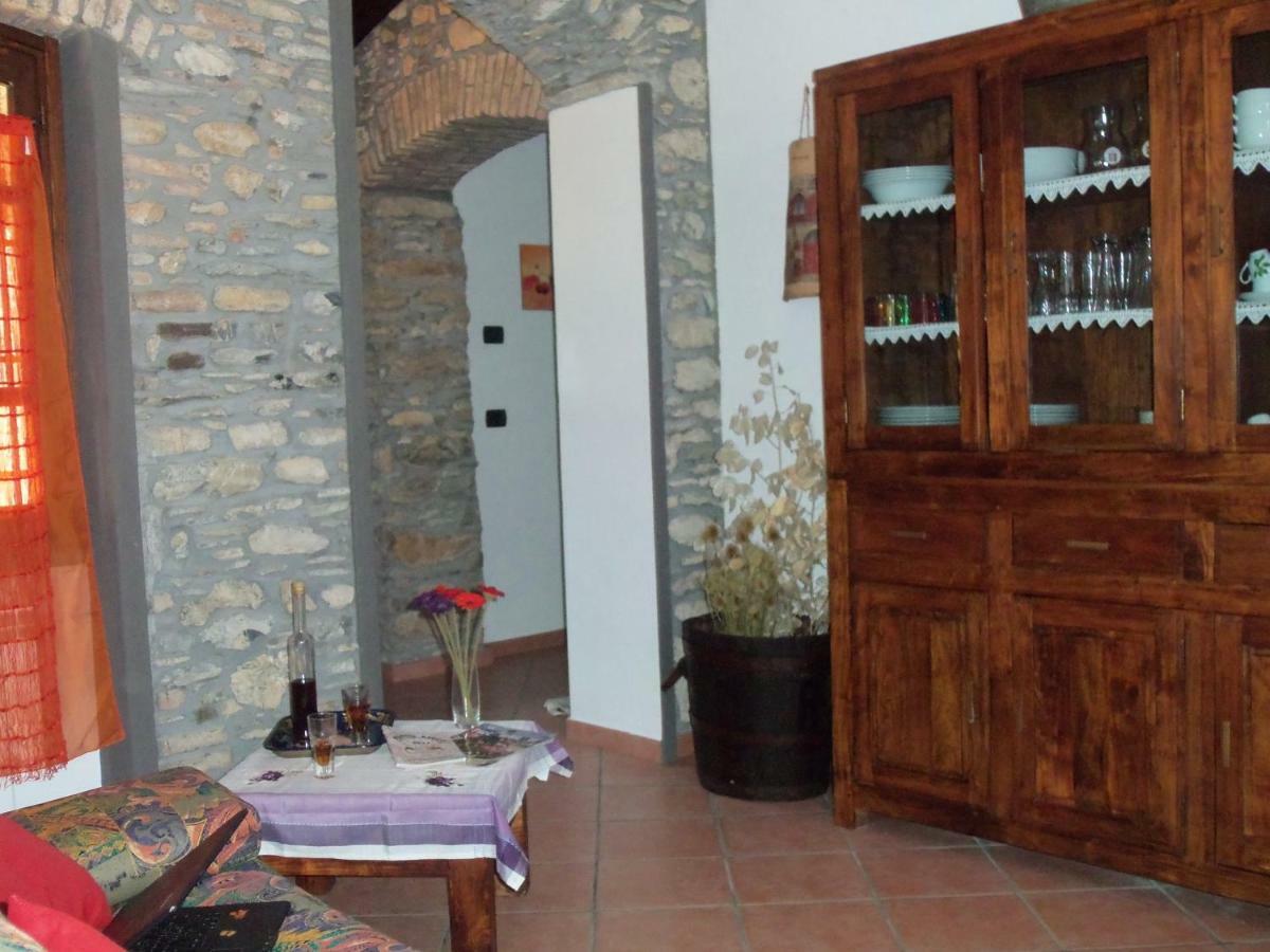 Agriturismo A Veggia Vigna Villa การ์เลนดา ภายนอก รูปภาพ