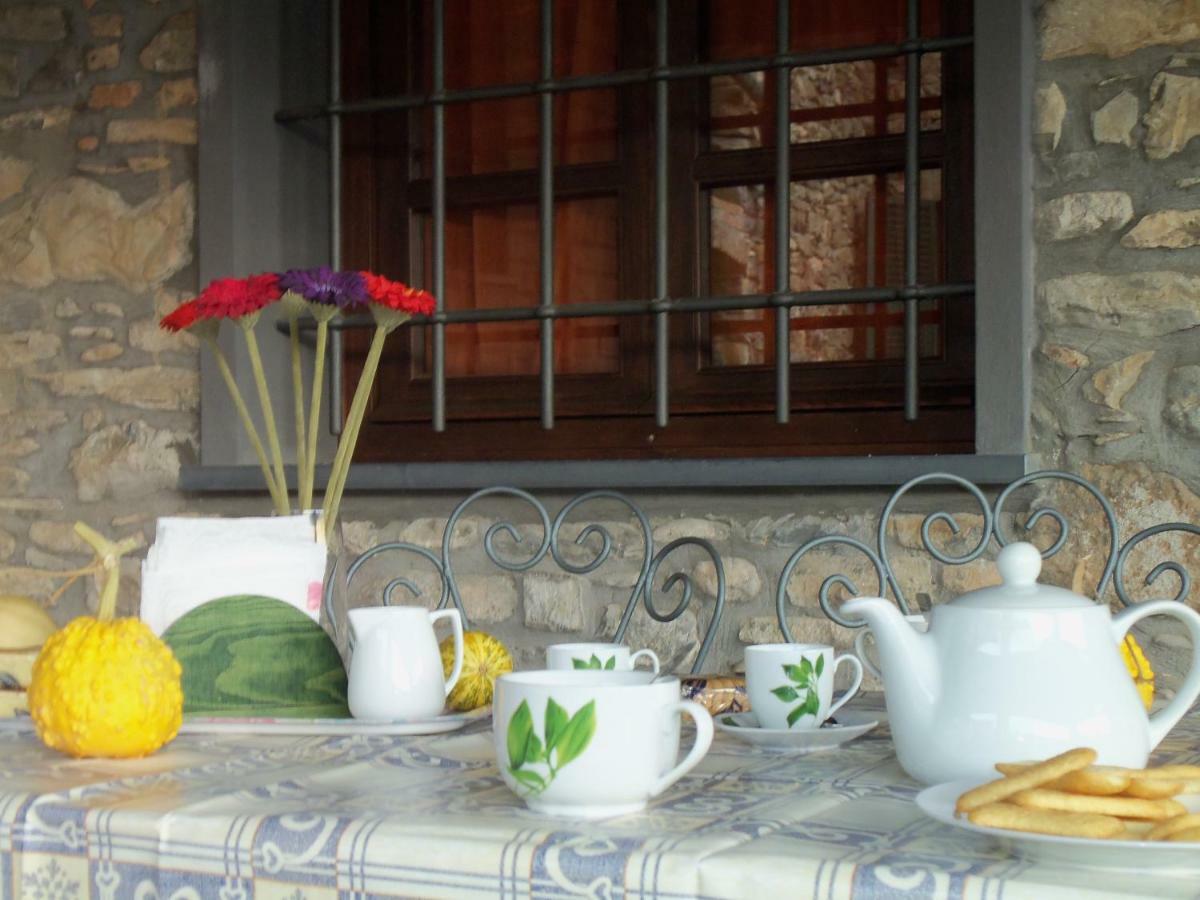 Agriturismo A Veggia Vigna Villa การ์เลนดา ภายนอก รูปภาพ